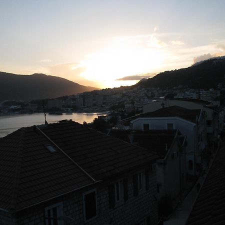 Apartments And Rooms Bumerang Herceg Novi Phòng bức ảnh
