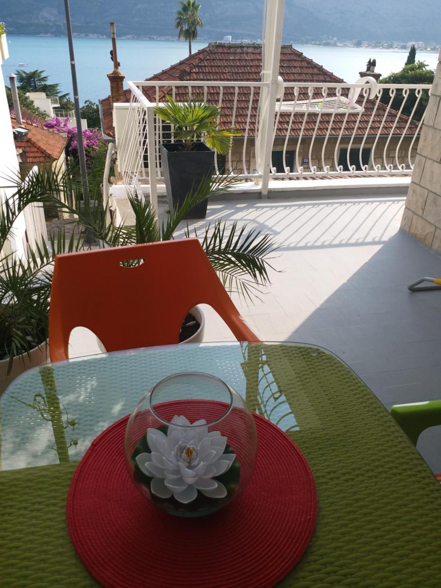 Apartments And Rooms Bumerang Herceg Novi Phòng bức ảnh