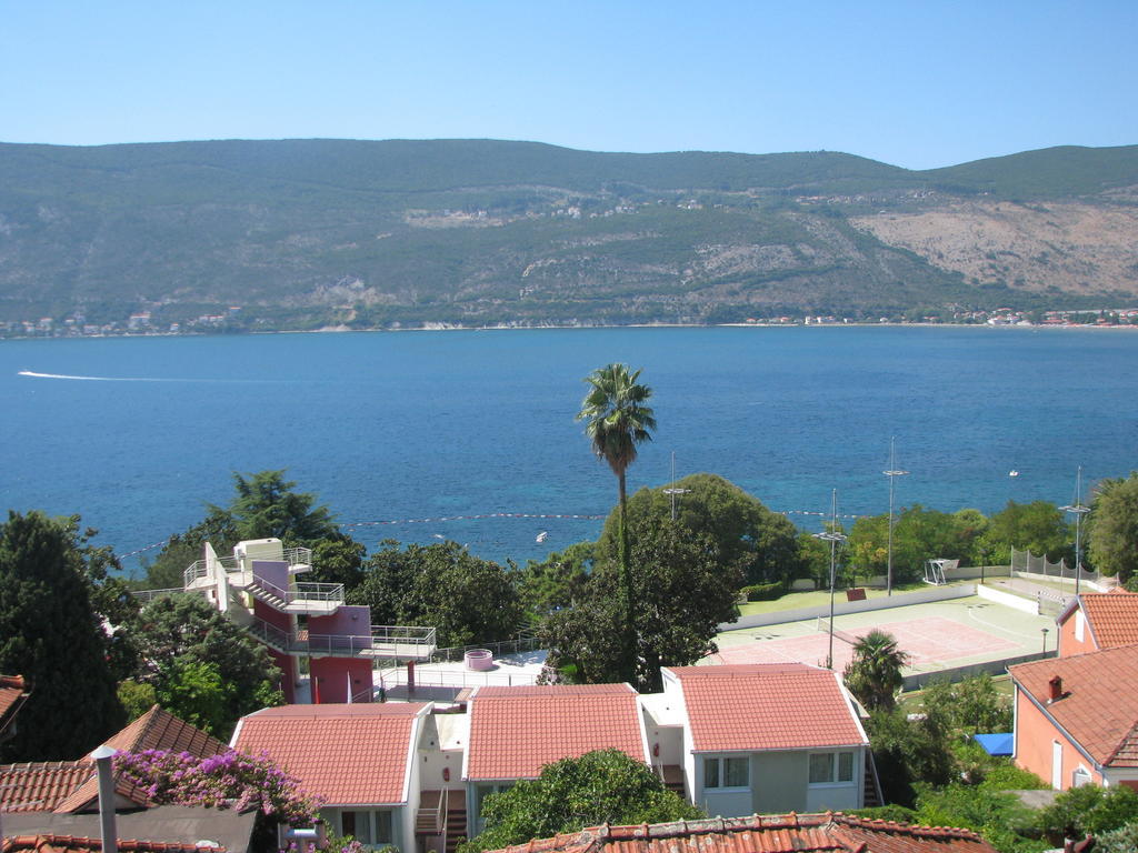 Apartments And Rooms Bumerang Herceg Novi Ngoại thất bức ảnh