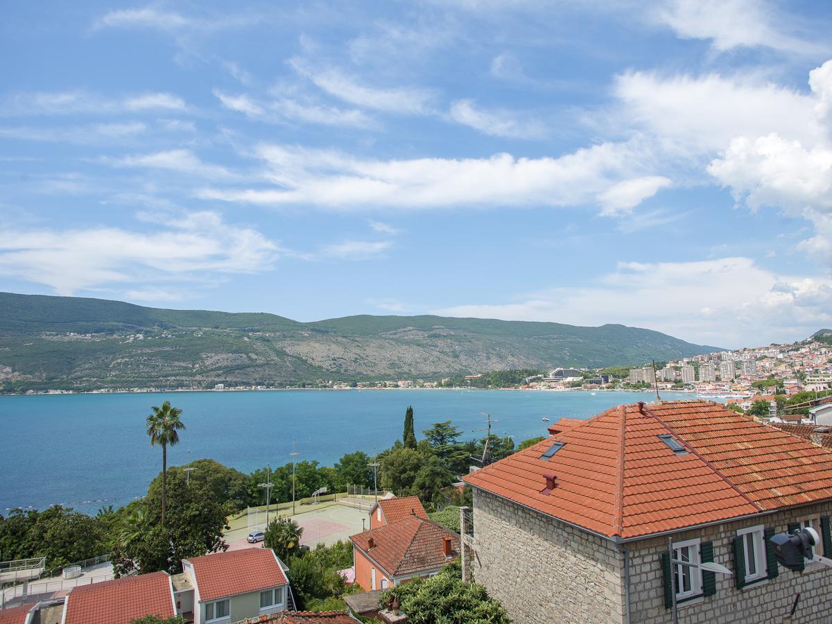 Apartments And Rooms Bumerang Herceg Novi Ngoại thất bức ảnh