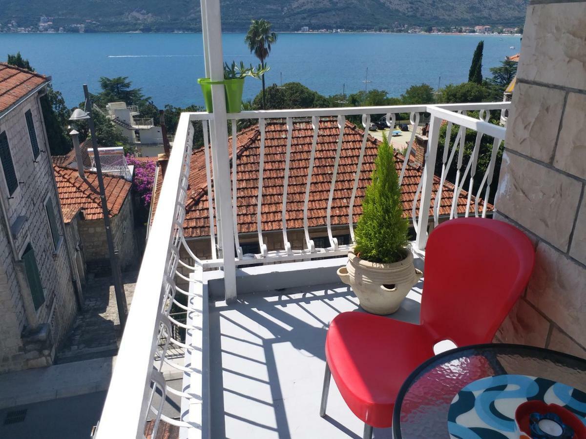 Apartments And Rooms Bumerang Herceg Novi Ngoại thất bức ảnh