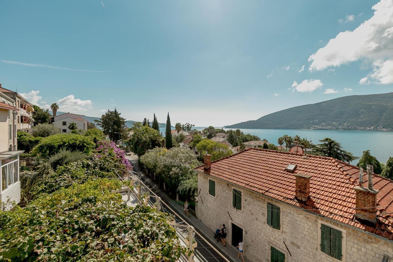 Apartments And Rooms Bumerang Herceg Novi Ngoại thất bức ảnh